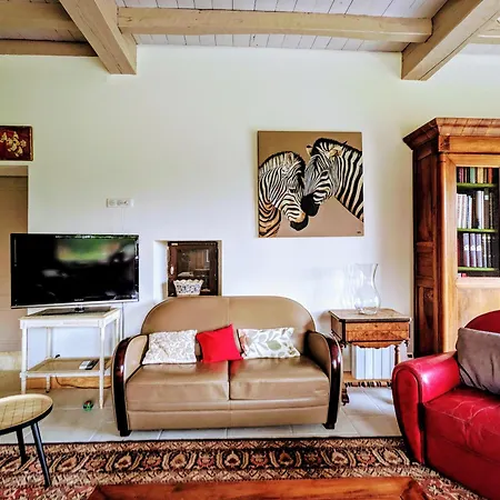 Propriete En Pleine Nature,grands Espaces,, Perigord Noir, Piscine Chauffee, Climatisation,wifi Villa