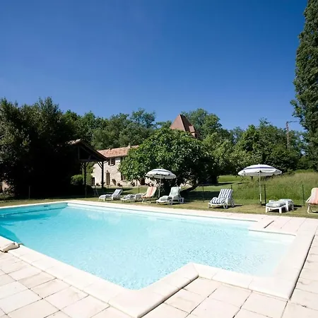Villa Propriete En Pleine Nature,grands Espaces,, Perigord Noir, Piscine Chauffee, Climatisation,wifi