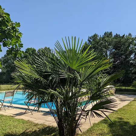 Villa Propriete En Pleine Nature,grands Espaces,, Perigord Noir, Piscine Chauffee, Climatisation,wifi