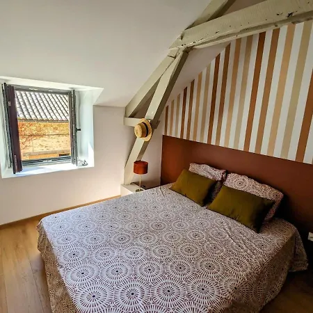 Propriete En Pleine Nature,grands Espaces,, Perigord Noir, Piscine Chauffee, Climatisation,wifi