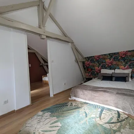 Villa Propriete En Pleine Nature,grands Espaces,, Perigord Noir, Piscine Chauffee, Climatisation,wifi