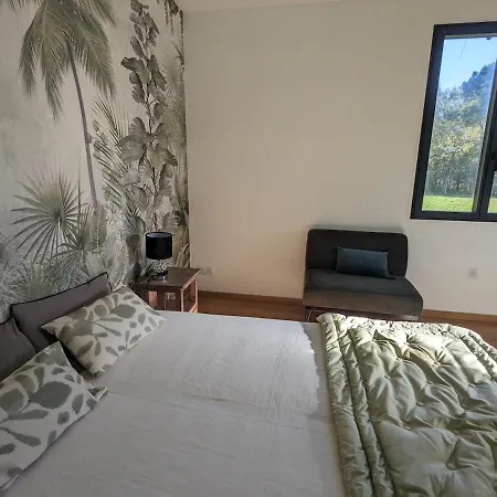 Villa Propriete En Pleine Nature,grands Espaces,, Perigord Noir, Piscine Chauffee, Climatisation,wifi *