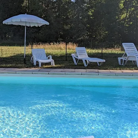 Propriete En Pleine Nature,grands Espaces,, Perigord Noir, Piscine Chauffee, Climatisation,wifi