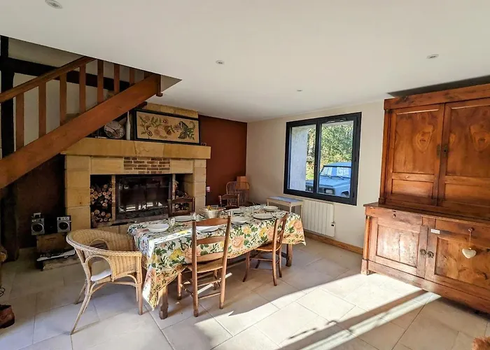 Propriete En Pleine Nature,grands Espaces,, Perigord Noir, Piscine Chauffee, Climatisation,wifi Villa